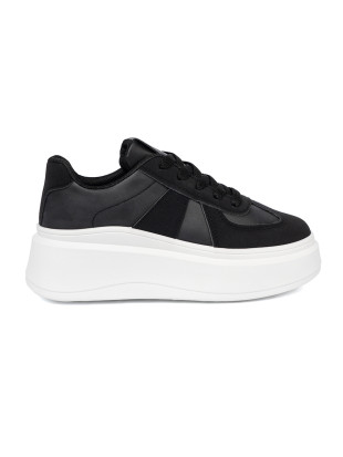 Klasszikus fekete színű sneaker cipő vastag talppal