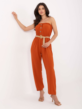 Narancssárga színű overál övvel