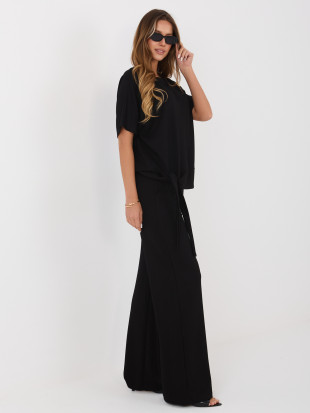 Fekete színű blúz és nadrág szett