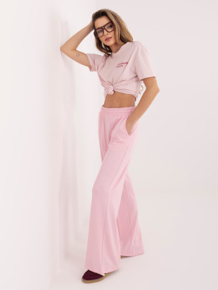 Bő szárú rózsaszínű melegítőnadrág